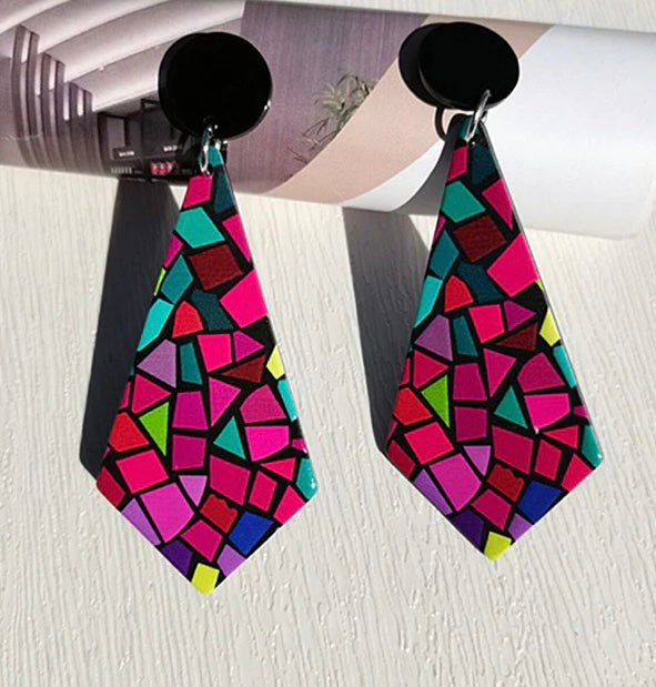 Geometric color lock earrings